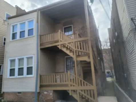 7703 South East End Avenue Chicago IL 60649