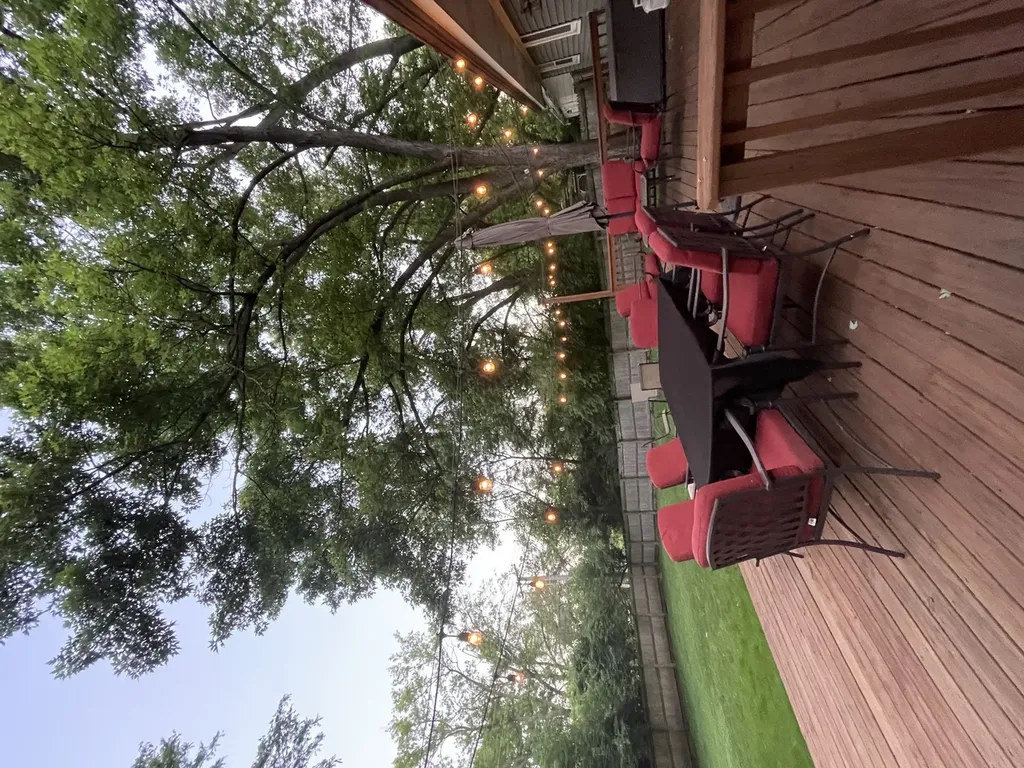 22W441 Arbor Lane Glen Ellyn IL 60137