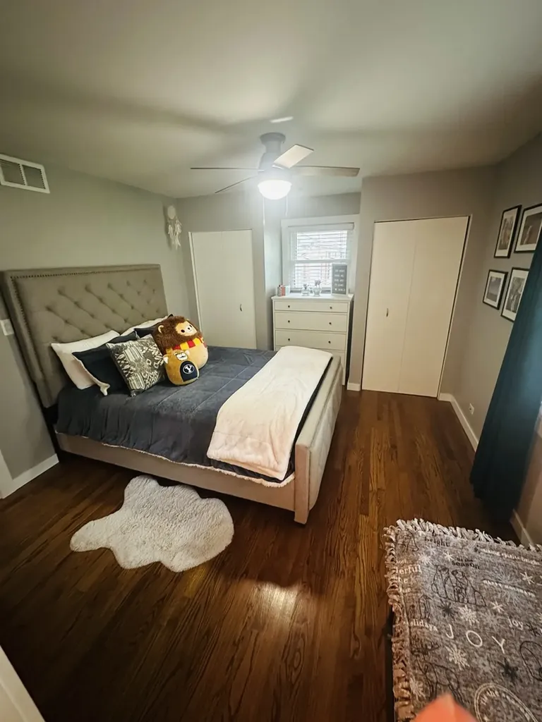 22W441 Arbor Lane Glen Ellyn IL 60137