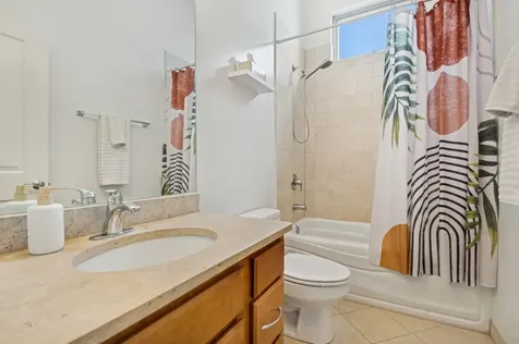 1719 North Western Avenue Chicago IL 60647
