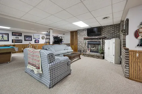 48W607 Whispering Oaks Drive Hampshire IL 60140