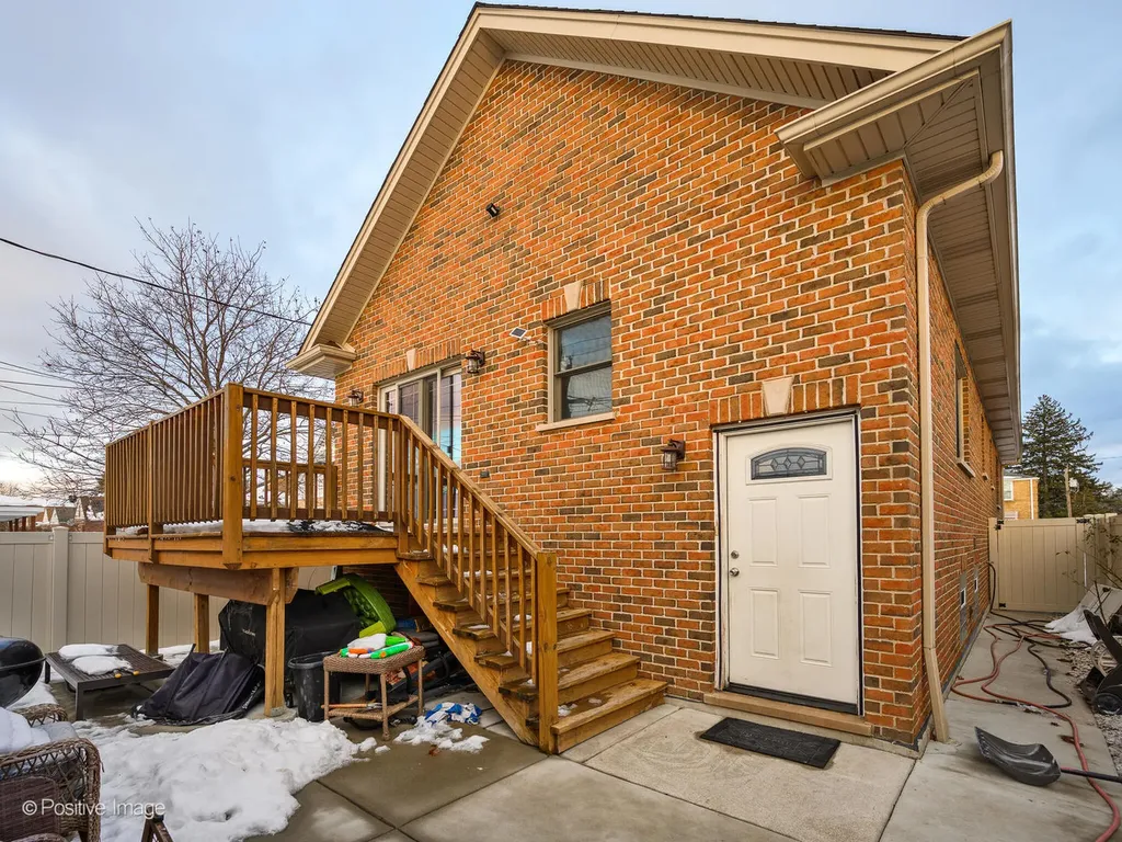 3740 North Pacific Avenue Chicago IL 60634