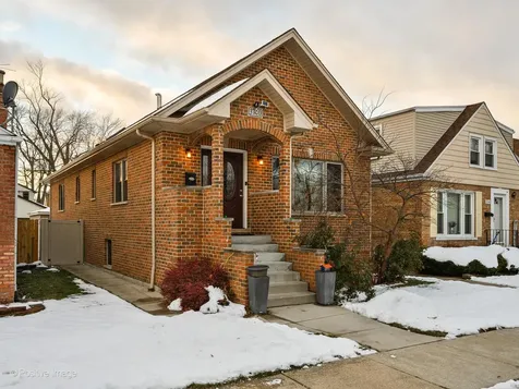 3740 North Pacific Avenue Chicago IL 60634