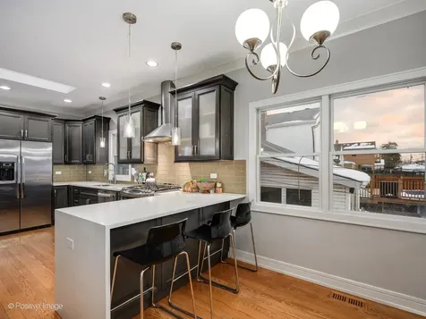 3740 North Pacific Avenue Chicago IL 60634