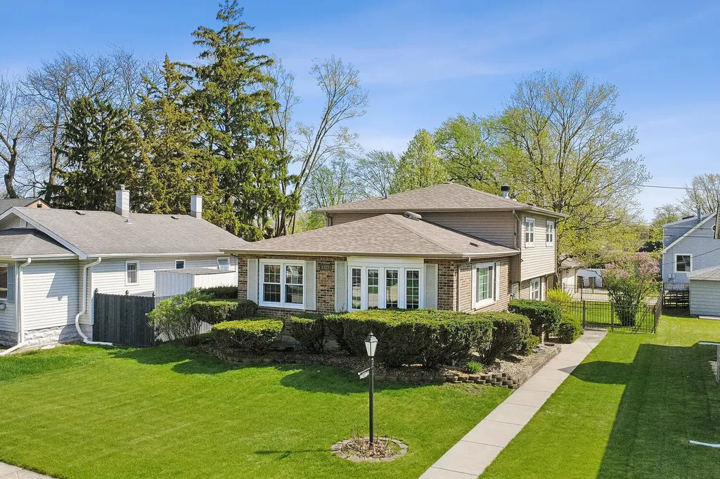 7029 173RD Place Tinley Park IL 60477