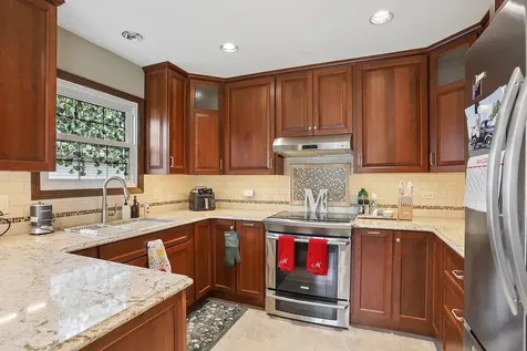 7029 173RD Place Tinley Park IL 60477