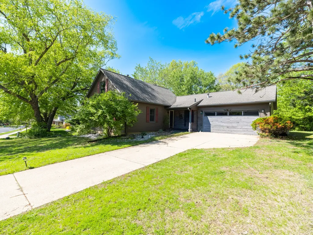 3209 West Westport Road Peoria IL 61615