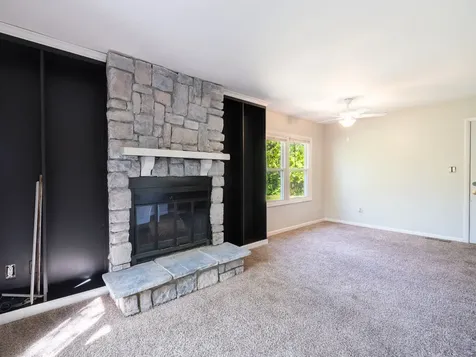 3209 West Westport Road Peoria IL 61615