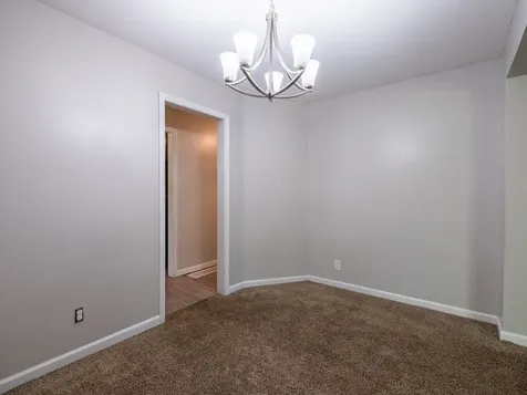 3209 West Westport Road Peoria IL 61615
