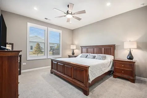 3207 Dove Mountain Drive Aurora IL 60503