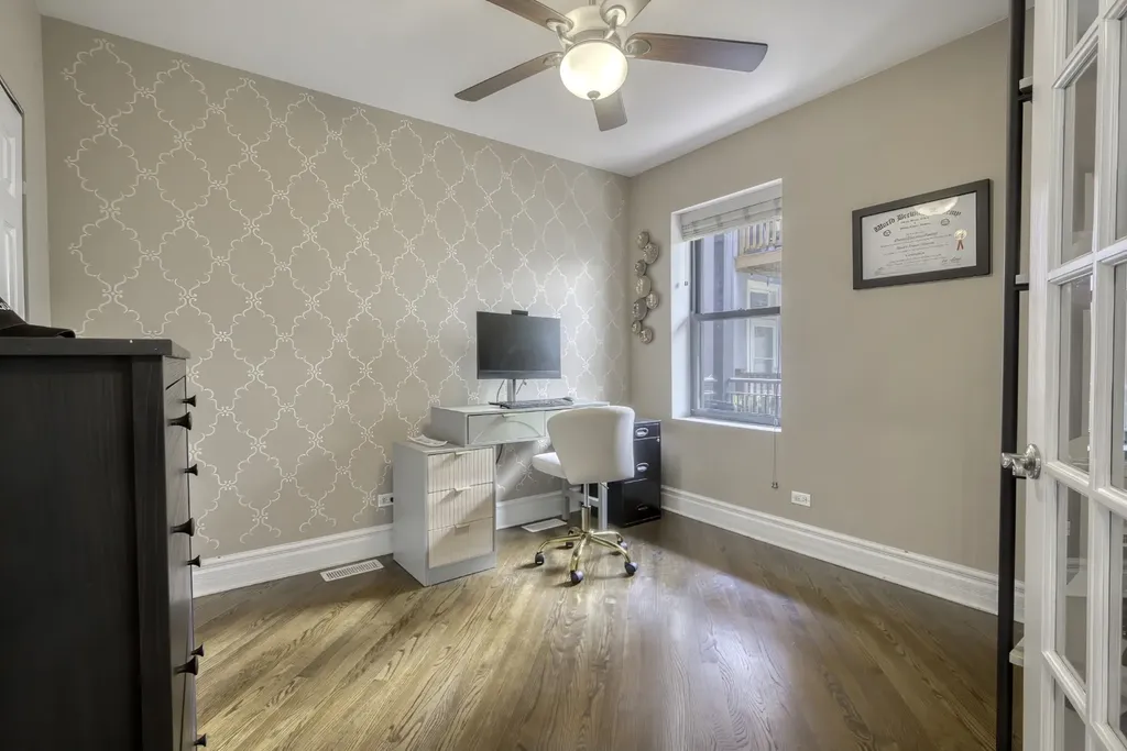 4840 North Ashland Avenue Chicago IL 60640