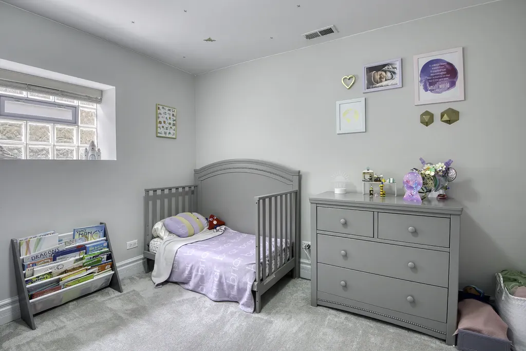 4840 North Ashland Avenue Chicago IL 60640