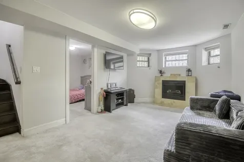 4840 North Ashland Avenue Chicago IL 60640