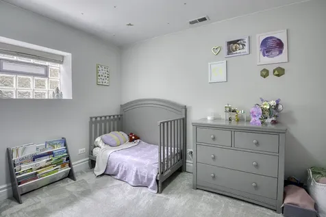 4840 North Ashland Avenue Chicago IL 60640