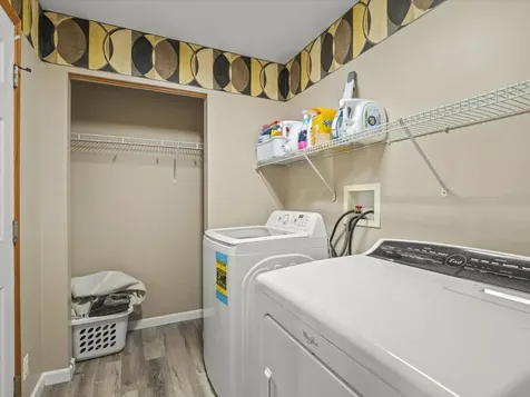 7238 Price Drive Machesney Park IL 61115