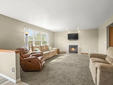 7238 Price Drive Machesney Park IL 61115