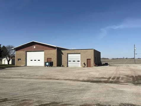 7365 East Chiniquy Street St. Anne IL 60964