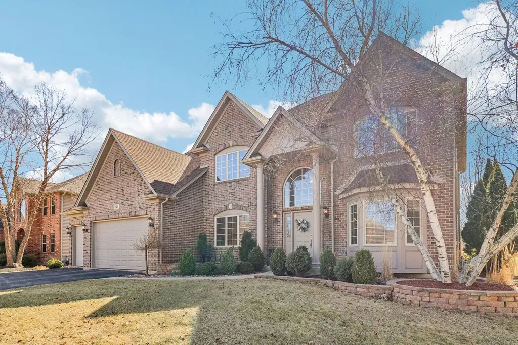 143 Pineridge Drive S Oswego IL 60543