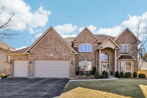 143 Pineridge Drive S Oswego IL 60543