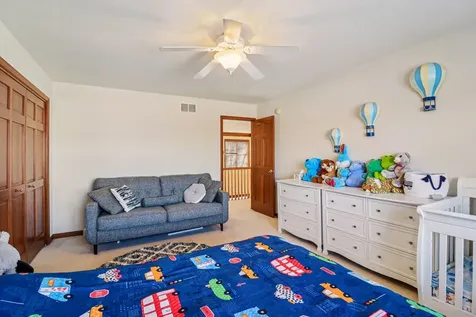 143 Pineridge Drive S Oswego IL 60543