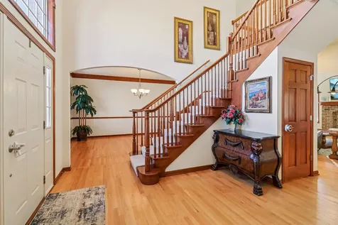 143 Pineridge Drive S Oswego IL 60543