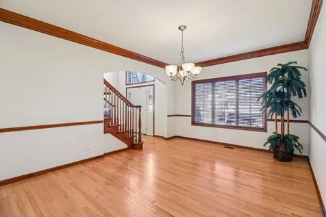 143 Pineridge Drive S Oswego IL 60543