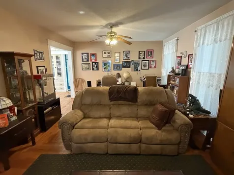304 Avenue D Rochelle IL 61068