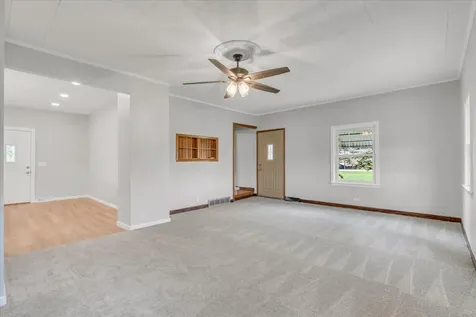 8850 Ridgewood Road Rock Island IL 61201