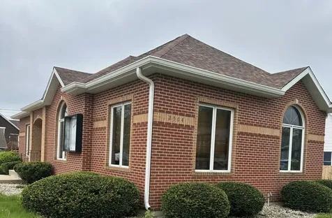 2504 4TH Street Peru IL 61354