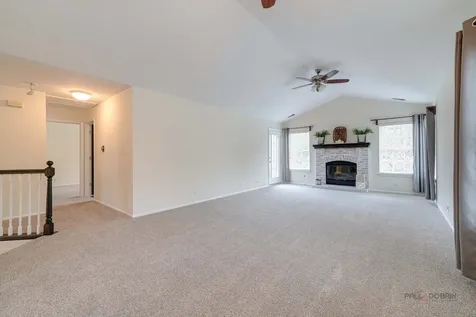 520 Palm Court Crystal Lake IL 60014