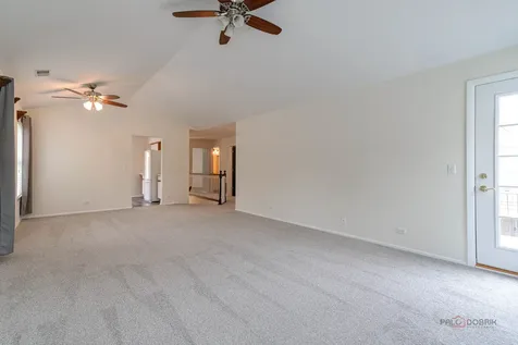 520 Palm Court Crystal Lake IL 60014