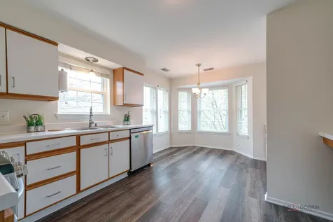520 Palm Court Crystal Lake IL 60014