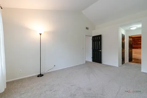 520 Palm Court Crystal Lake IL 60014