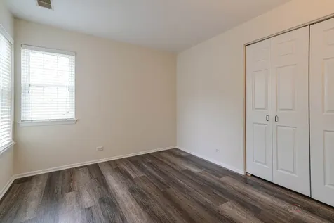 520 Palm Court Crystal Lake IL 60014