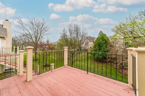 520 Palm Court Crystal Lake IL 60014