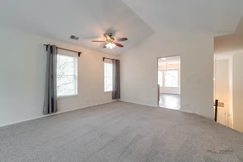 520 Palm Court Crystal Lake IL 60014