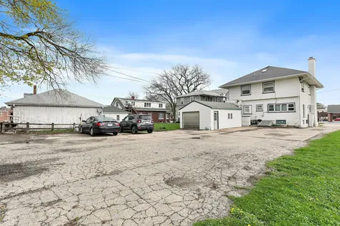 217 South 3rd Street Dekalb IL 60115