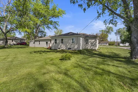 4931 East Glenwood Drive Decatur IL 62521