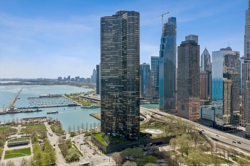 505 North Lake Shore Drive Chicago IL 60611