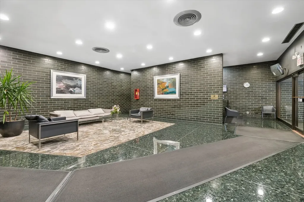 505 North Lake Shore Drive Chicago IL 60611