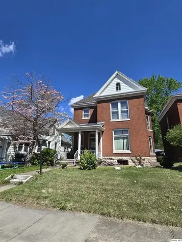 1019 Madison Street Quincy IL 62301