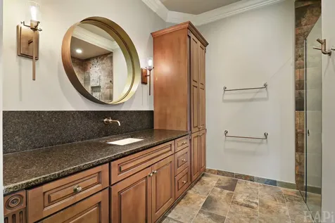 8806 Whispering Pines Trail Woodstock IL 60098