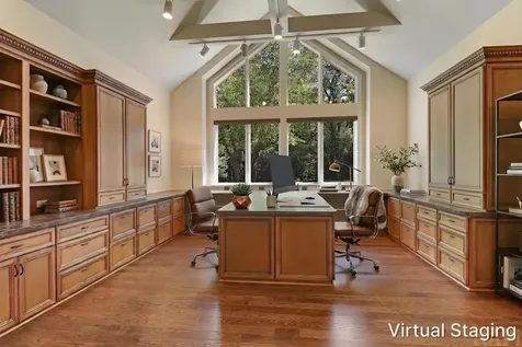 8806 Whispering Pines Trail Woodstock IL 60098