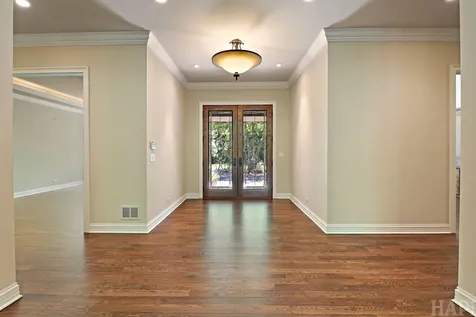 8806 Whispering Pines Trail Woodstock IL 60098