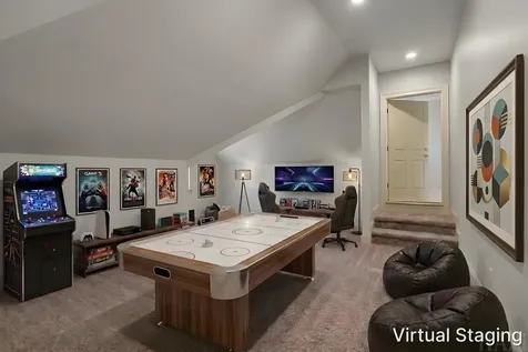 8806 Whispering Pines Trail Woodstock IL 60098