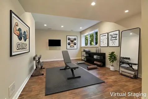 8806 Whispering Pines Trail Woodstock IL 60098
