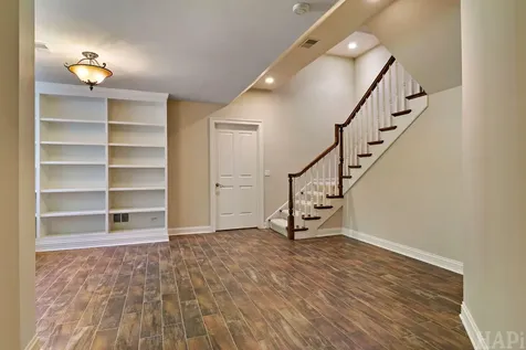 8806 Whispering Pines Trail Woodstock IL 60098