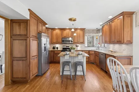 29W306 Oak Lane West Chicago IL 60185