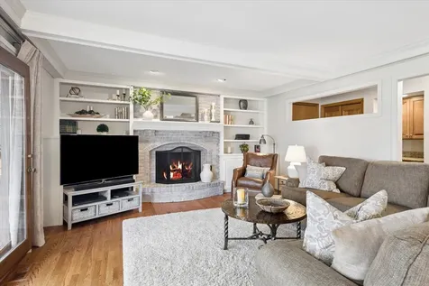 29W306 Oak Lane West Chicago IL 60185