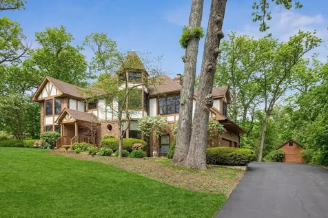 29W306 Oak Lane West Chicago IL 60185